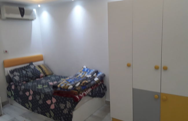 Lovely 2-bedroom Apartment in Miami/alexandria - Photo 2