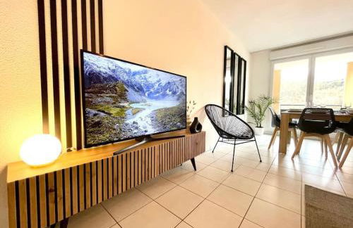 Le Central - Confort et Calme au centre-ville - Lits Queen Size - Foto 2