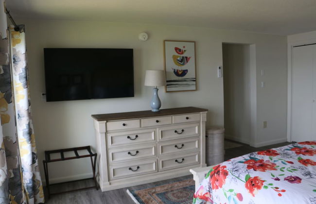 Lakeshore Vermont - Photo 5