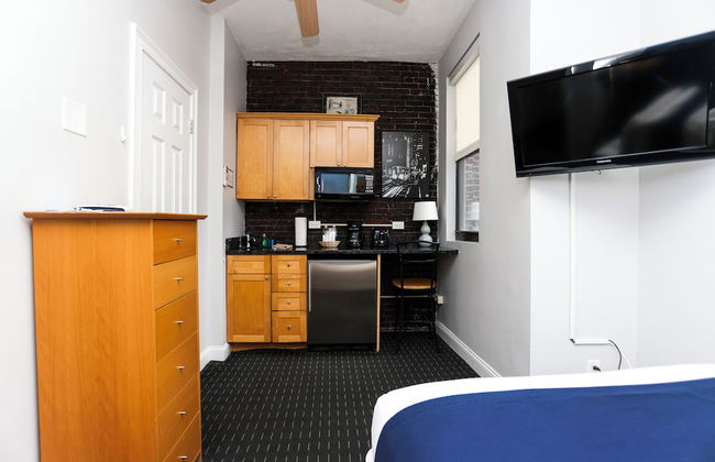 Maverick Suites at 400 Columbus Ave - Foto 26