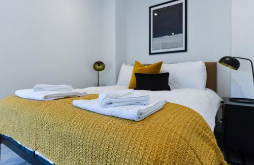 Charming 2Bed Flat - Spacious & Prime Location - Foto 16