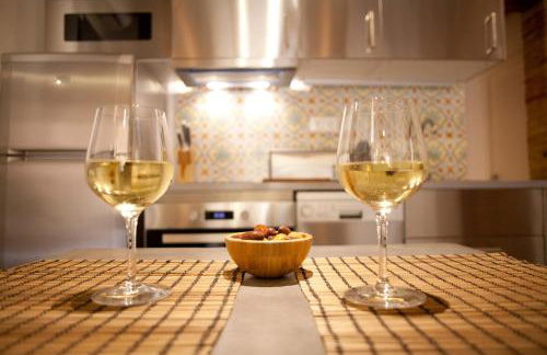 Authentic Charming Apartment/Wifi/Air Conditioning - Photo 6