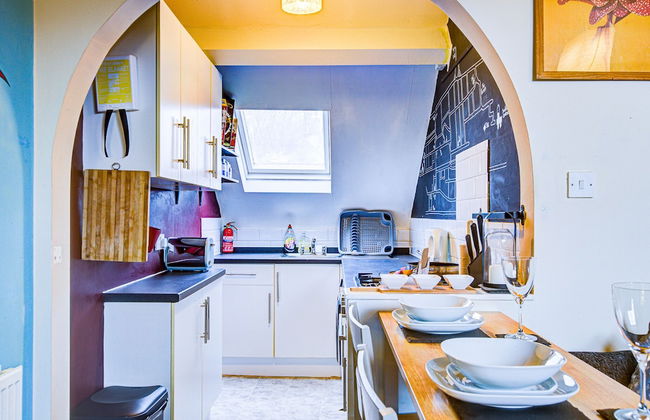 Entire Artistic Open-plan Top Floor Apartment - Foto 11