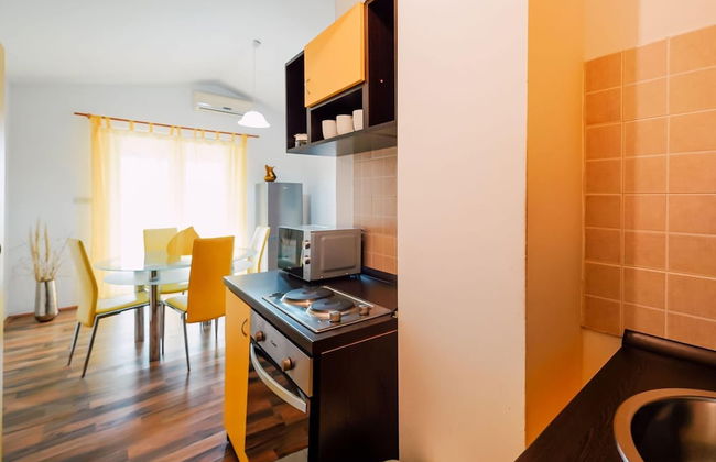 Charming 2-bed Apartment - Foto 9