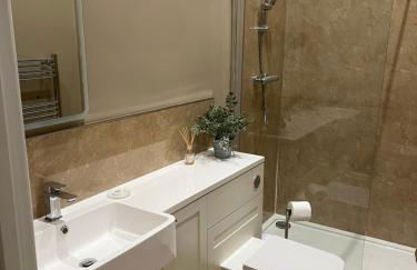 The Mulberry Apartment at Langford Hall - Photo 9