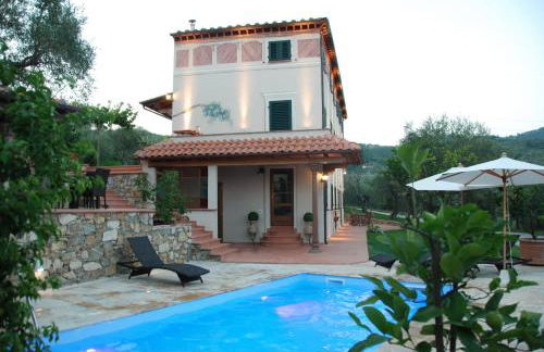 Il Riccio-casale panoramico con piscina in Versilia - Photo 2