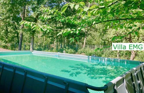 Ferienhaus Villa EMG Gelsenkirchen nah Essen Dortmund mit Pool und Garten für Familien Gruppen bis 21 Personen - Foto 8