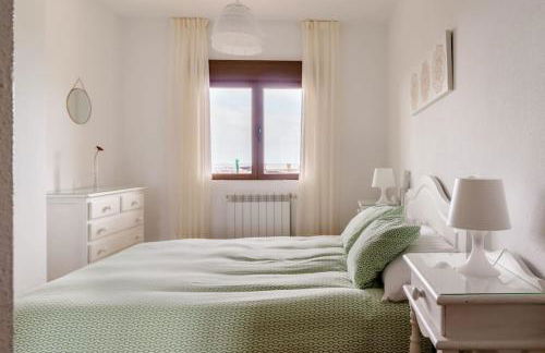 Casa de Las Flores - Apartamento con jardín privado frente a la Playa de Comillas - Foto 7