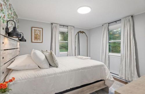 Dual Home Retreat! Walk Between Both! Sleeps 28 - Foto 80