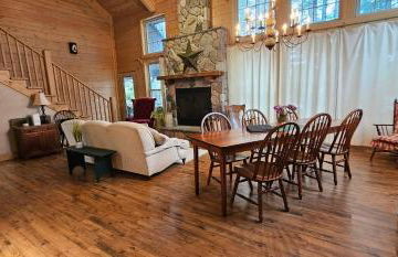 River Bend Escape by Leavetown Vacations - Foto 28