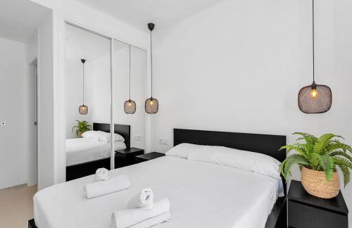 Newly Built Apartment with Direct Pool Access - Photo 27