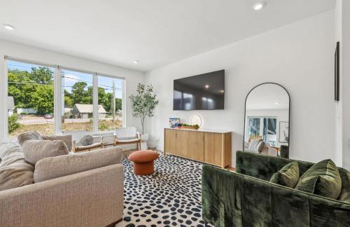 Nashville Townhouse with Rooftop & Modern Comfort - Foto 10