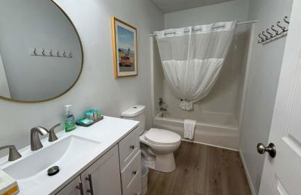 2nd Floor, 2 Bedroom Condo, Sleeps 6 - Foto 15