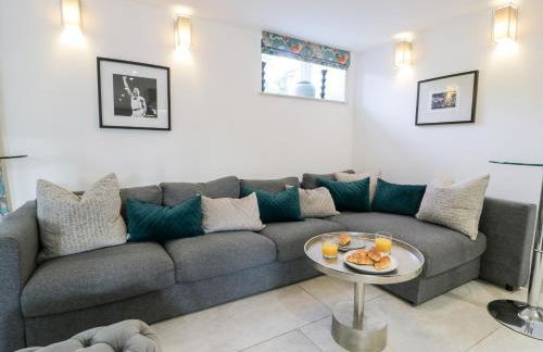 Capel Mawr, Basement 19 - Photo 14