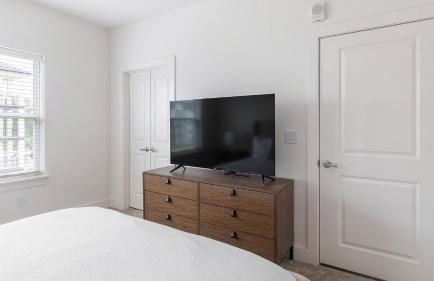 Landing Amazing 3BD Pool Yoga Studio - Photo 15