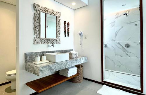 Casa de Praia em Interlagos - 4 suítes a poucos metros do mar - Foto 22