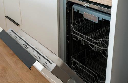 National Stadium Superior Apartment by BookingHost - Foto 23