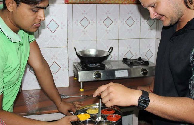 Cours de cuisine et repas avec une famille indienne - Photo 3