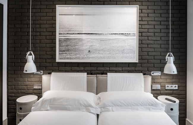 Midtown Apartments - Photo 23