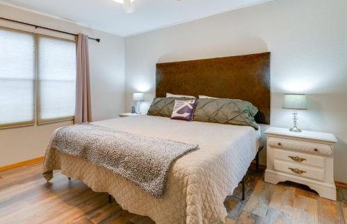 Lake Conroe Bliss Waterfront Home with Boat Ramp - Foto 14