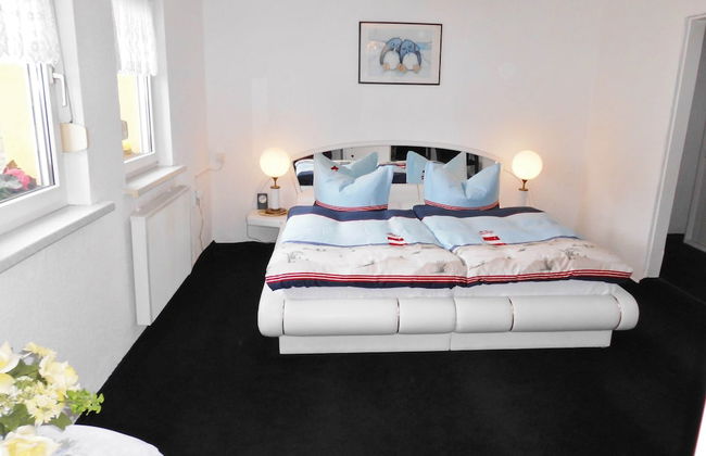 Spacious Holiday Home in Sommerfeld near Lake - Foto 3