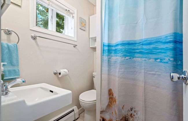 Beachfront Bliss Cozy Studio! - Photo 12