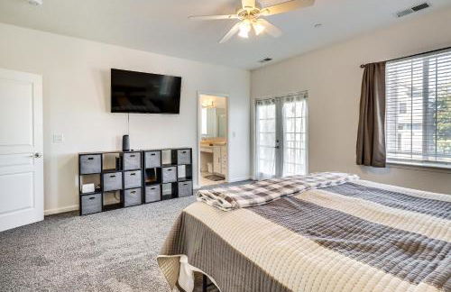 Theater Room, Fireplace Home 5 Mi to Dtwn Reno! - Photo 17