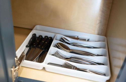 Brand New Apt w Parking Blocks from Downtown- B - Foto 22