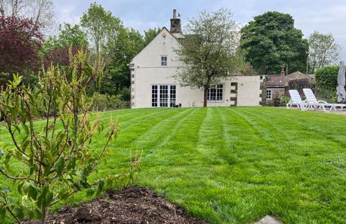 Richmond Hill Cottages, Exclusive 6 bedroom Farm House, Markington with heated pool - Photo 68