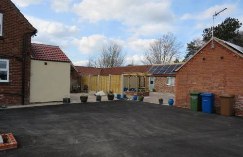 The Stables At Eastmoor Farm Large Luxury 2 Bed Cottage with Big Family Bedroom Dog Friendly Secure Gardens and Free Parking Free WiFi - Foto 31