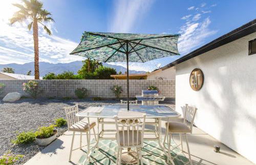 Zen Palm Springs Villa Pool and Mountain View - Foto 33