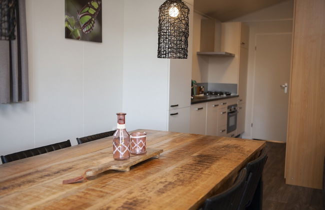 Comfortably Furnished Chalet with Porch near Veluwe - Photo 19