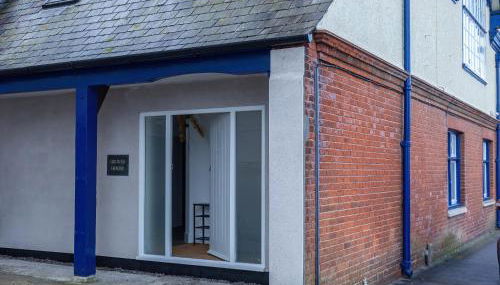 Groves House - Foto 1