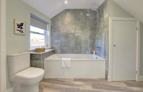 The Nook - A modern 2 bedroom loft with parking - Foto 14