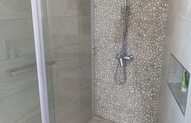 Luxury beachfront villa with private pool and cozy Pavillon with private jacuzzi on rooftop terrace - Photo 44