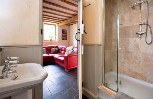 Finest Retreats - Pandy Farmhouse - Foto 8