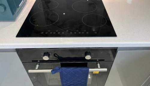 Brand New, Immaculate 3 Bed 3 Shower room House - Foto 5