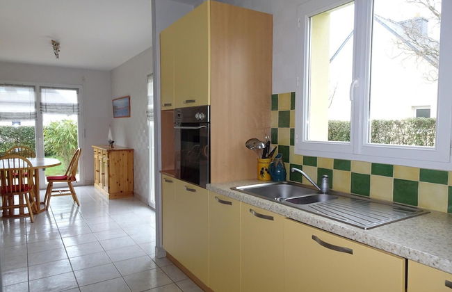 Holiday Home in Rhuys Near Plage de Rouvran - Foto 6