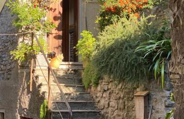 Romantic Room AL RIFUGIO DEI SOGNI terrazza con vista lago mozzafiato - Foto 29