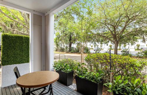 Modern & Stylish Condo Near UF, Shands & VA - Foto 30