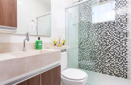 Refúgio Tropical Casa de Praia com Piscina e 4 Suítes e garagem 3 carros, 800 mtrs da praia internet 700 mbps, condomínio privado com pista de skate , quadra de futevôlei , campos e quadras de futebol! - Foto 31