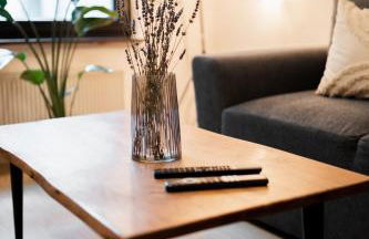 BG Living & Hosting - Mosel-Fachwerkhaus nahe Calmont Klettersteig - 2 Schlafzimmer, Parkplatz, WLAN & Netflix, 5 Personen - Foto 24