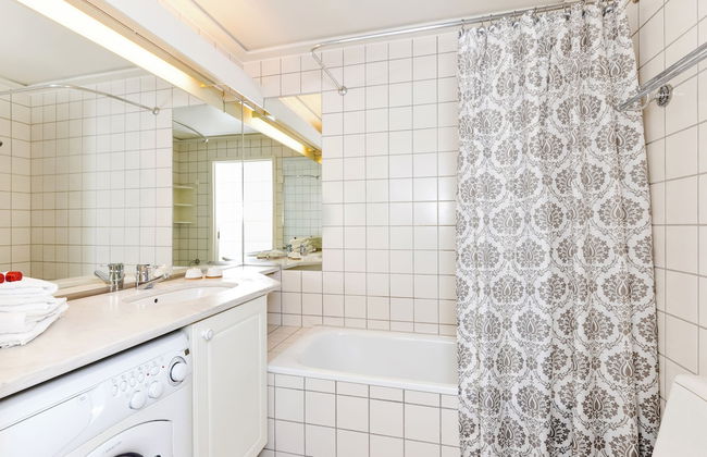 Forenom Service Apartments Aker Brygge - Foto 9