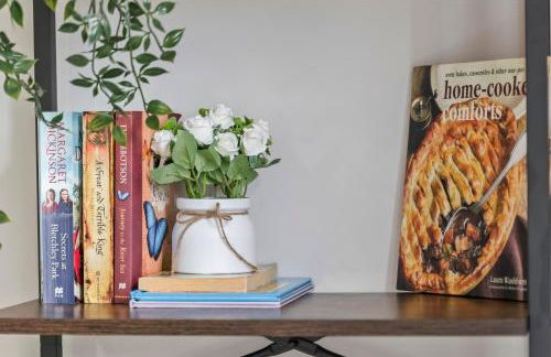 Tropical Suite - 2 Bed 2 Bath City Centre Netflix Games - Exclusive Weekly and Monthly DEALS - Raozee Homes - Foto 13