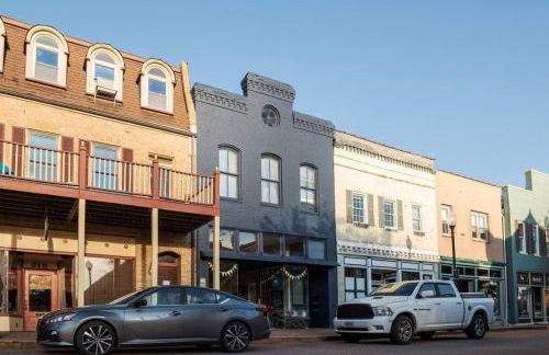 Uncork on Historic Main! - Foto 19