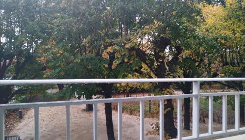 Appartement familiale face à un square arboré - Foto 3