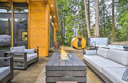 Heated Swim Spa! 15-Acre Cabin on Skykomish River - Foto 33