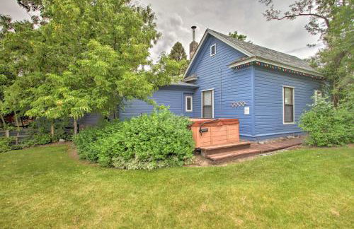 Cozy Home with Hot Tub Half Mi to Salmon River! - Foto 30