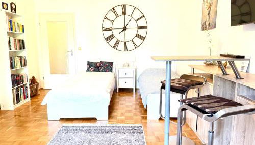 Welcome to Messe! Two-bedroom SmartApartment &Balcony - Foto 3