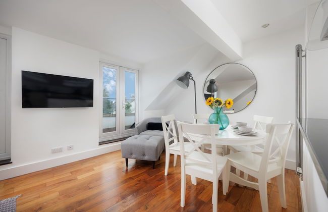 Modern 3 Bed Apartment - Parking - Foto 23